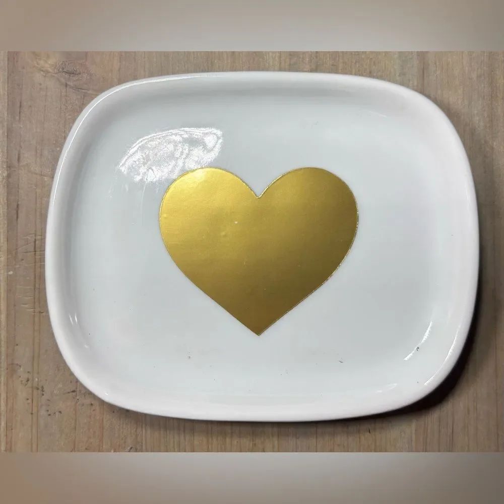 New! Golden Heart 4” x 5” Oneida Trinket Dish NWT